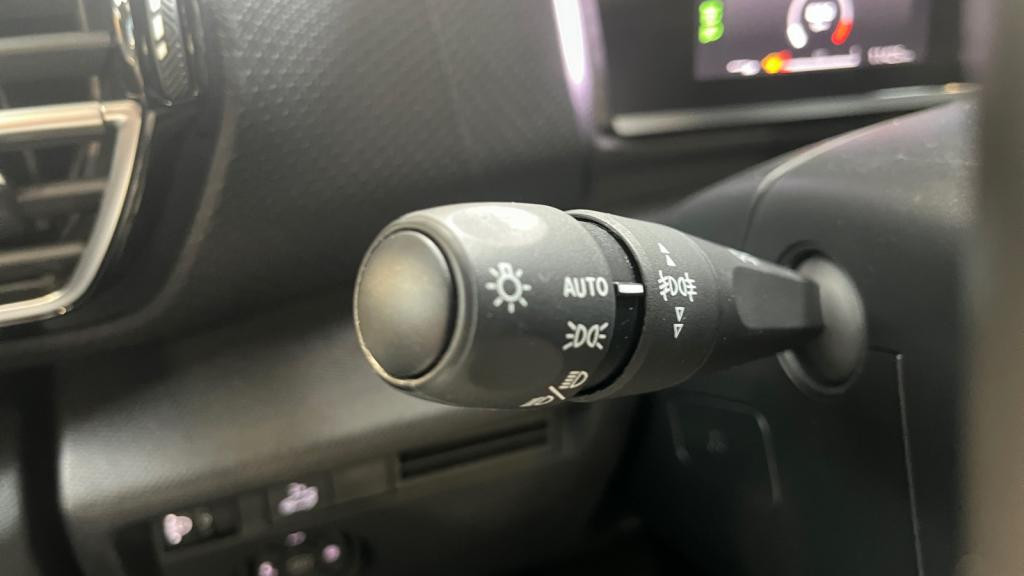 Nouvelle CITROEN C4 X  1.2 PureTech 12V - 130 S&S - EAT8  Max